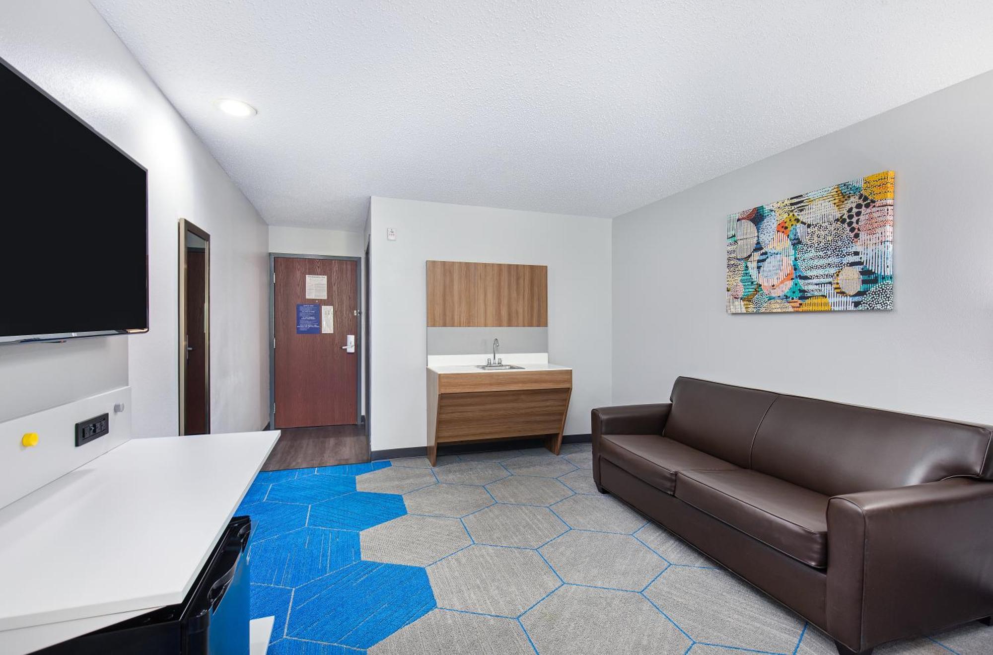 Microtel Inn & Suites Columbus North エクステリア 写真